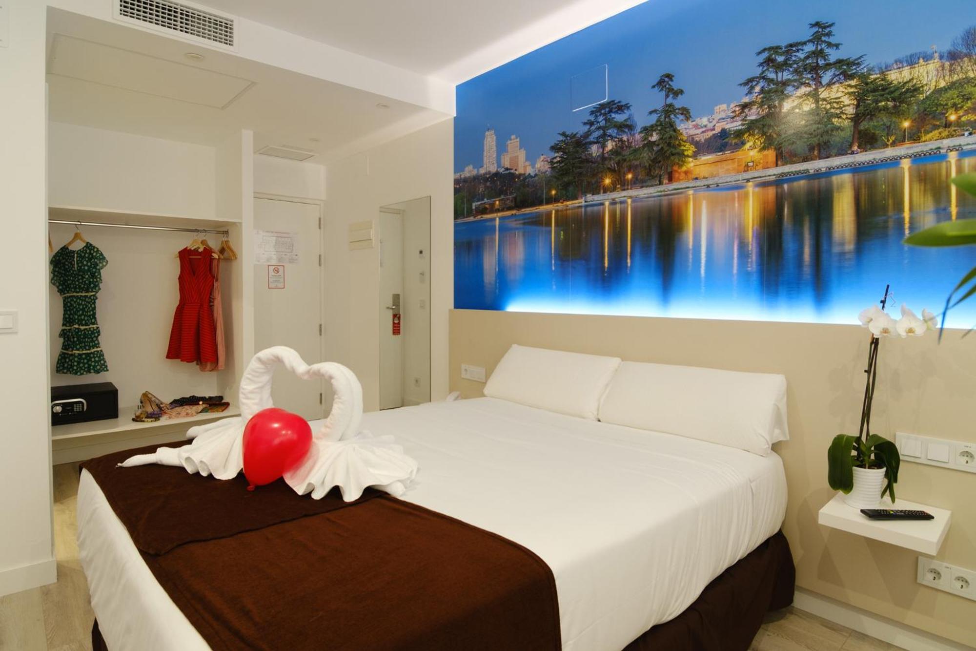 Hotel Bestprice Alegria Madrid Exterior foto