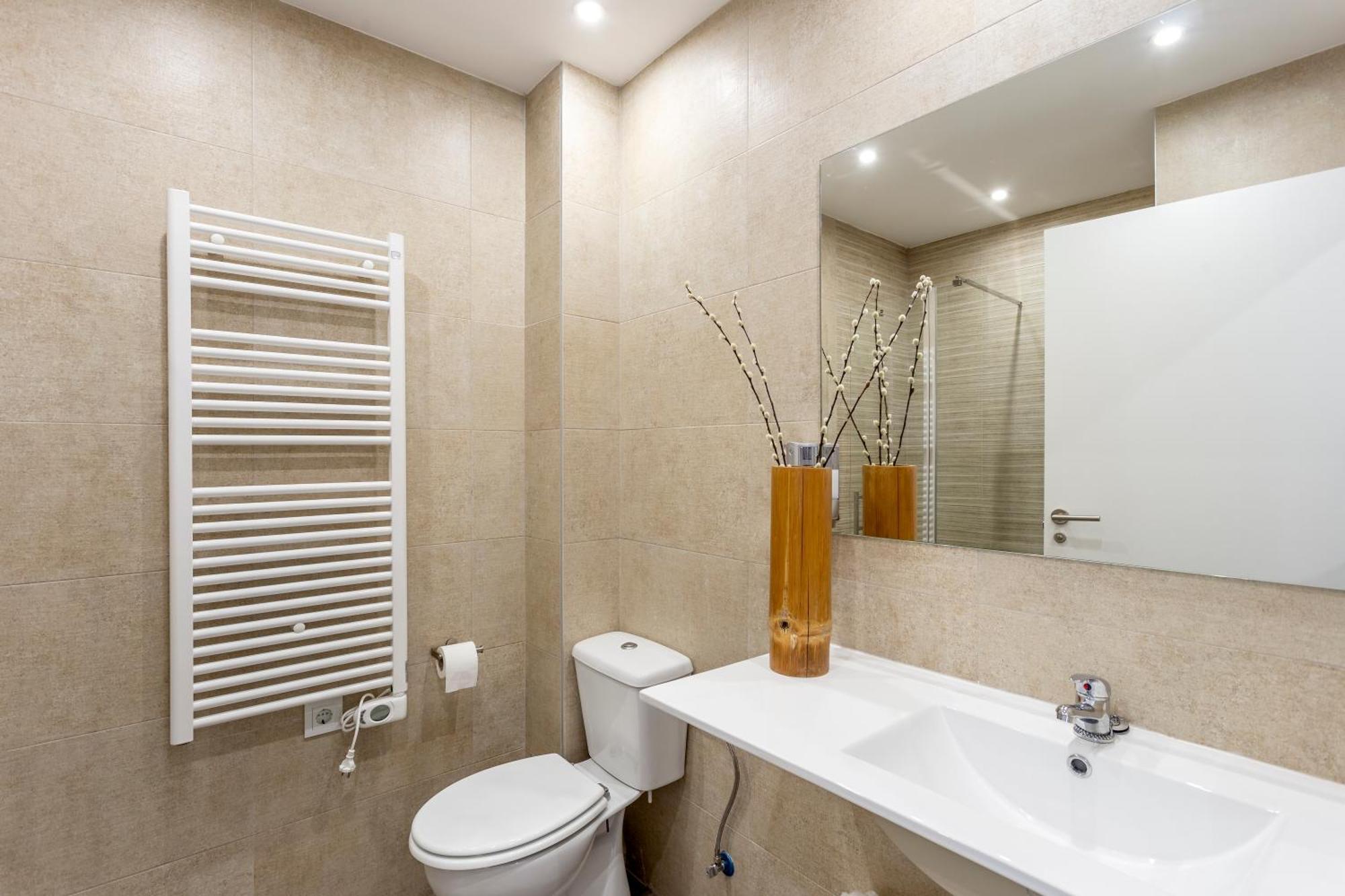 Hotel Bestprice Alegria Madrid Exterior foto