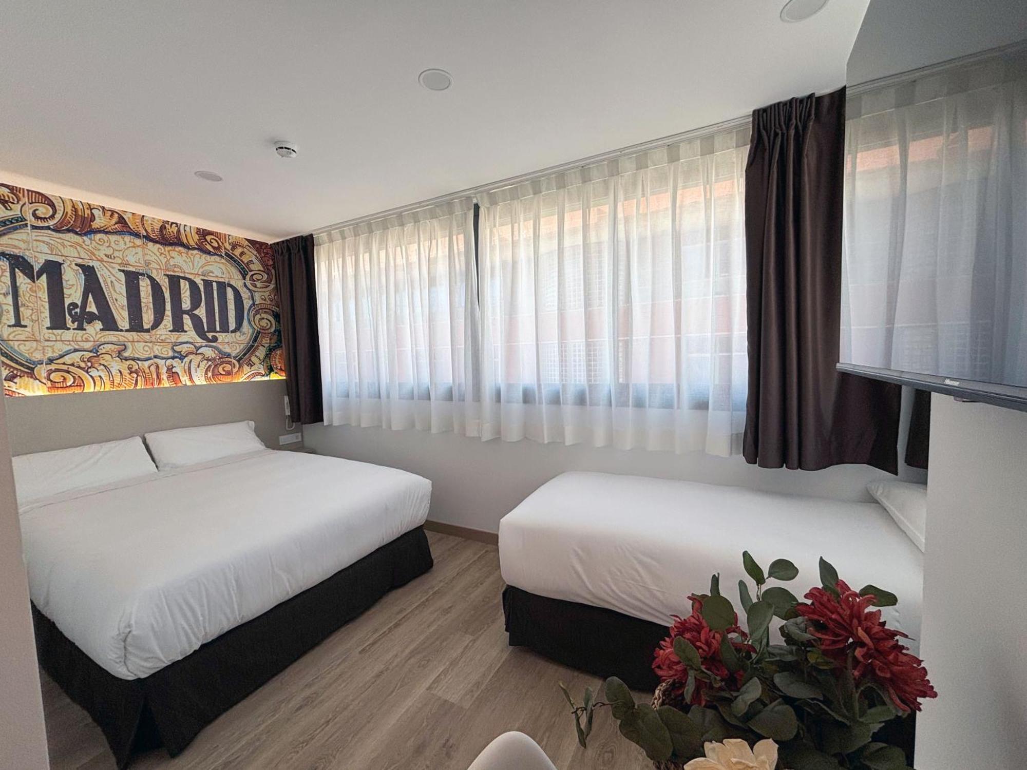 Hotel Bestprice Alegria Madrid Exterior foto