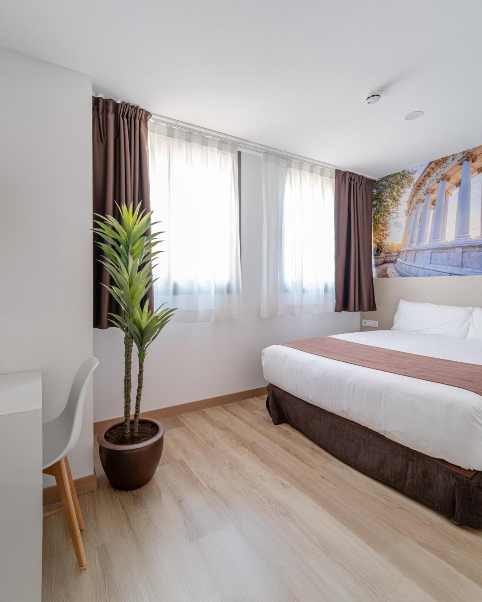 Hotel Bestprice Alegria Madrid Exterior foto